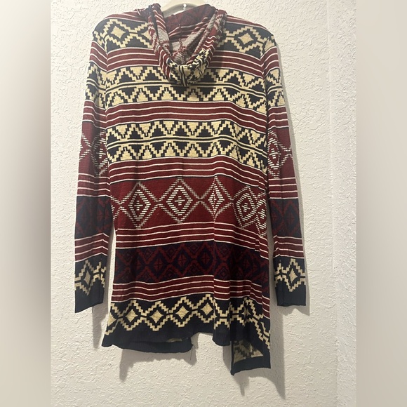 Wet Seal 2010 vibes, tribal Hooded Cardigan, red, cream & navy blue size medium! - Picture 3 of 5